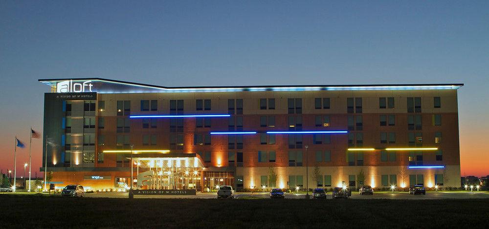 Aloft Tulsa Hotel Exterior photo